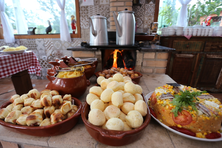 QUEIJOS ITUPEVA CAFÉ COLONIAL - Programa CONEXÃO BRASIL - 02 