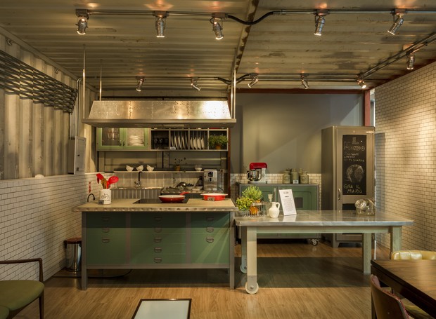 AMAZON PASSA A VENDER MINICASA CONTÊINER