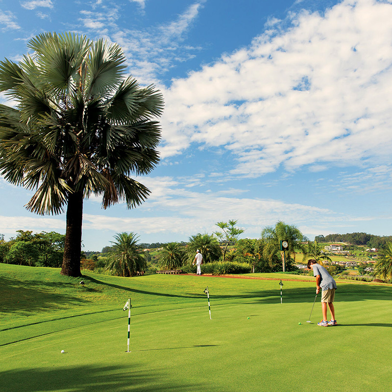 Conheça o Único Condomínio do Mundo Com Praia, Golf e Hípica
