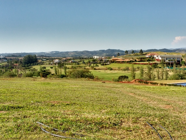 Lote de altíssimo padrão no condomínio fechado Fazenda da Grama 3271