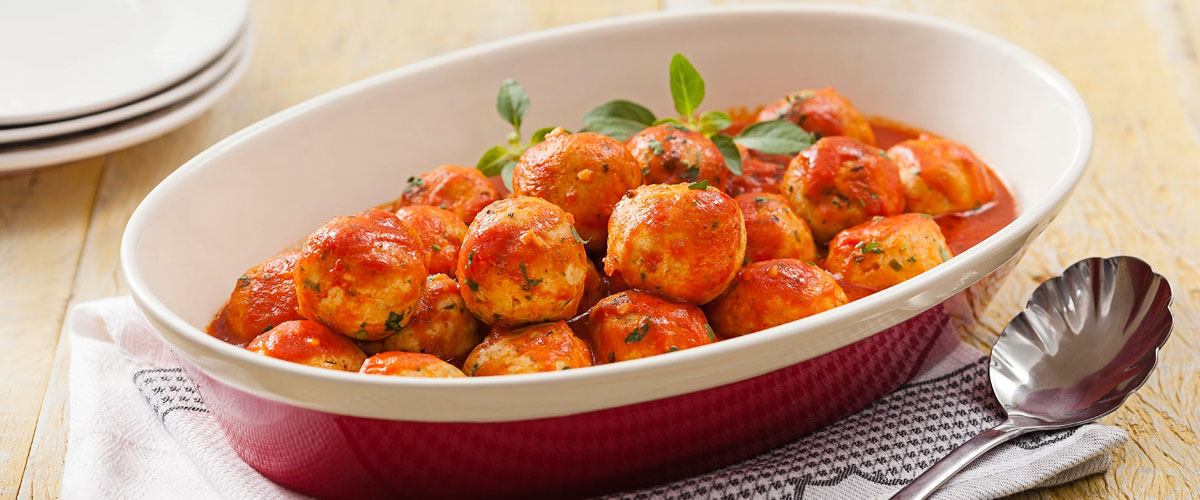 Almôndegas de frango ao molho