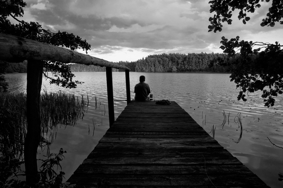 Estar apenas em sua própria companhia, o prazer de se amar!