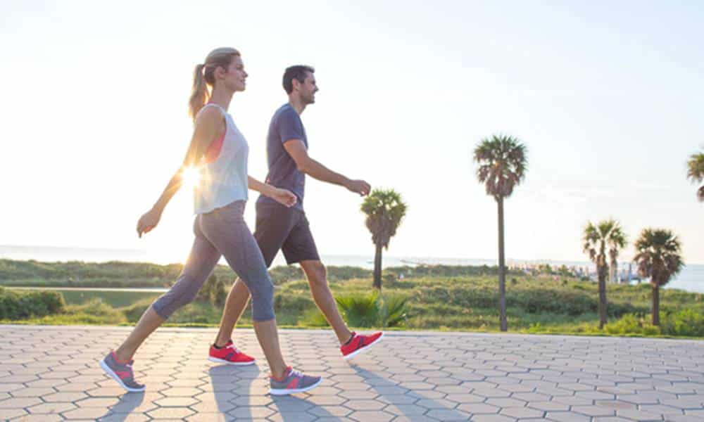 Caminhar melhora sua saúde física e psicológica