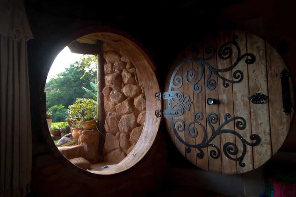 Que tal se hospedar na Hobbit House em Jundiaí
