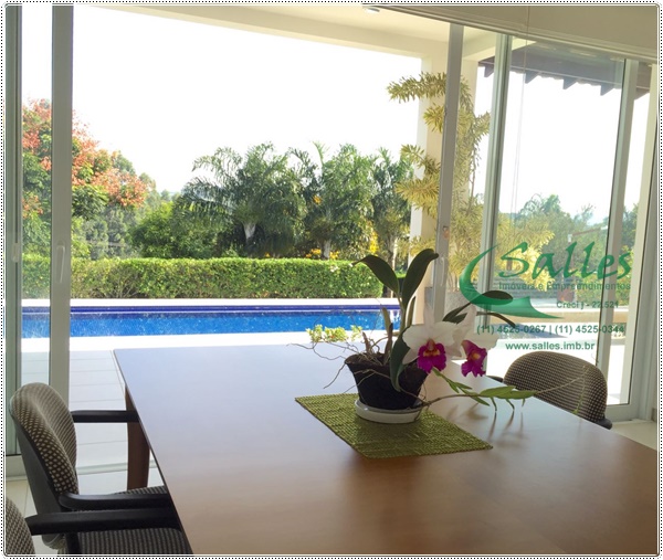 Casa de Alto Padrão à Venda no Condomínio Village Águas de Santa Eliza em Itupeva  - SP