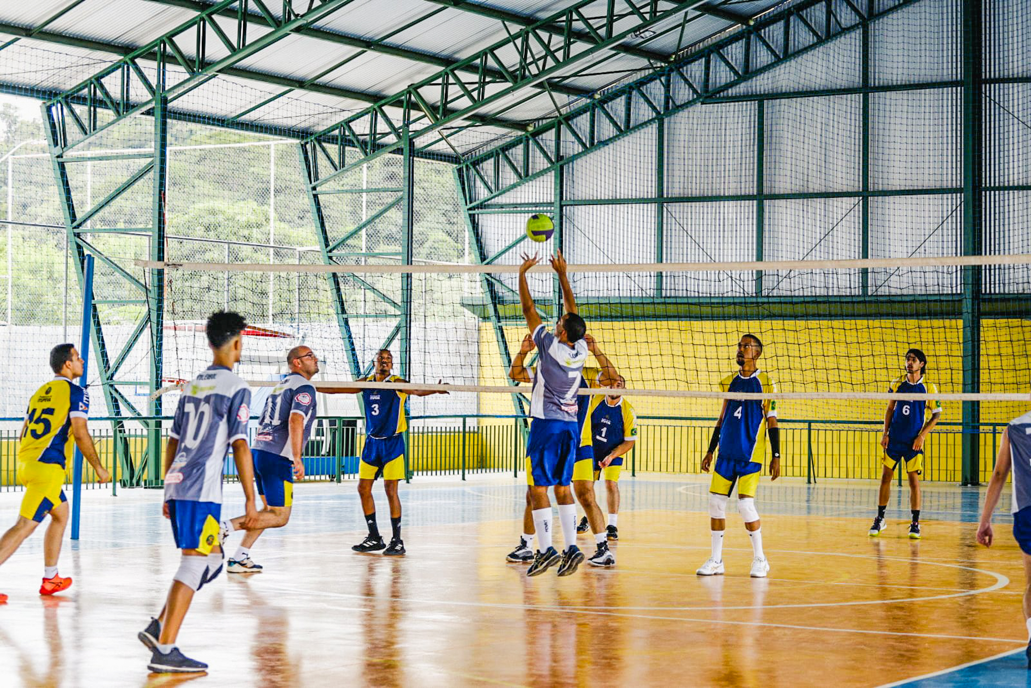 Revitalização do Complexo Esportivo Nei Marciano na Vila São João 
