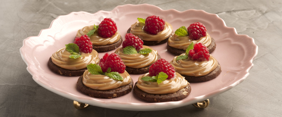 Canapés doces de MOÇA com NESCAFÉ