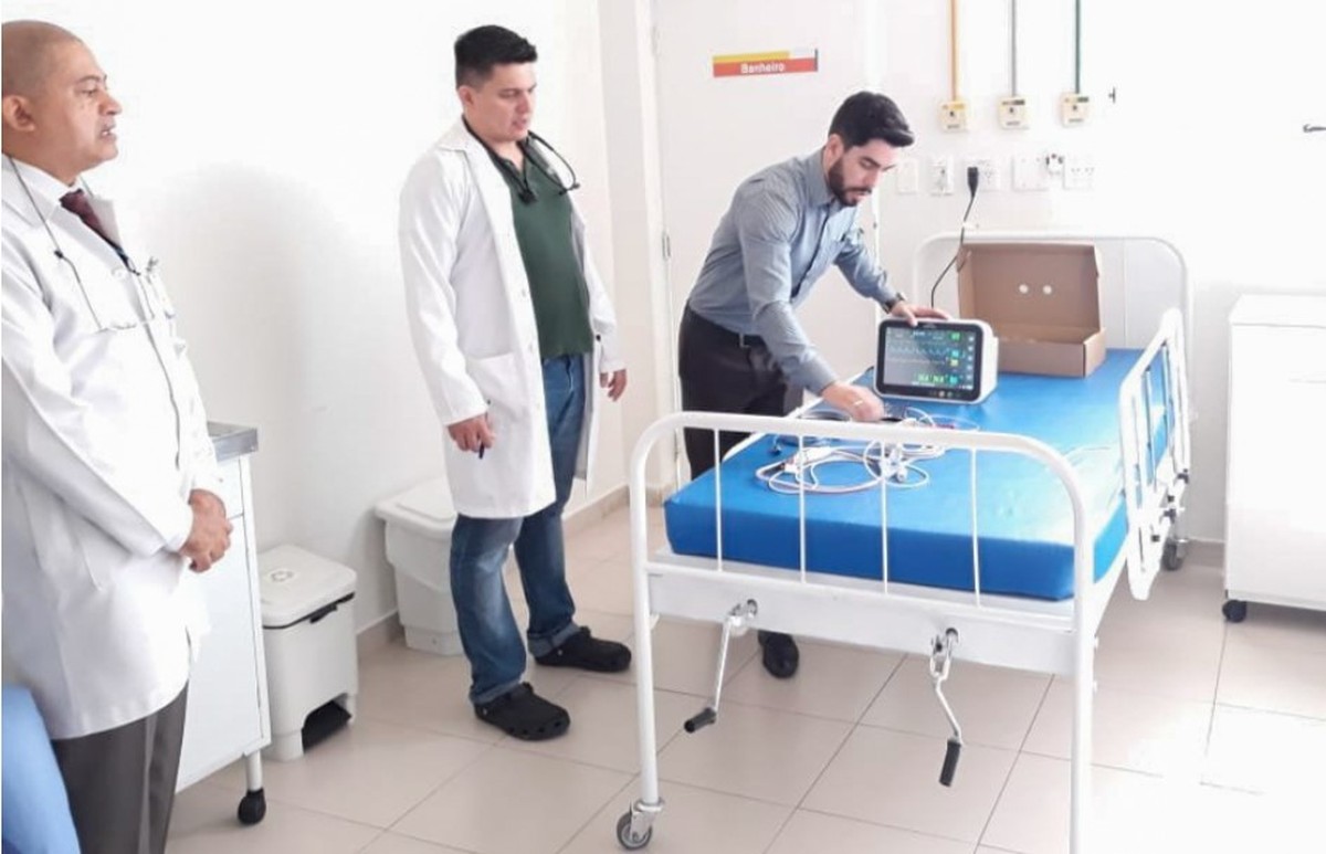 Empresário doa novas macas, camas e monitores tecnológicos para hospital