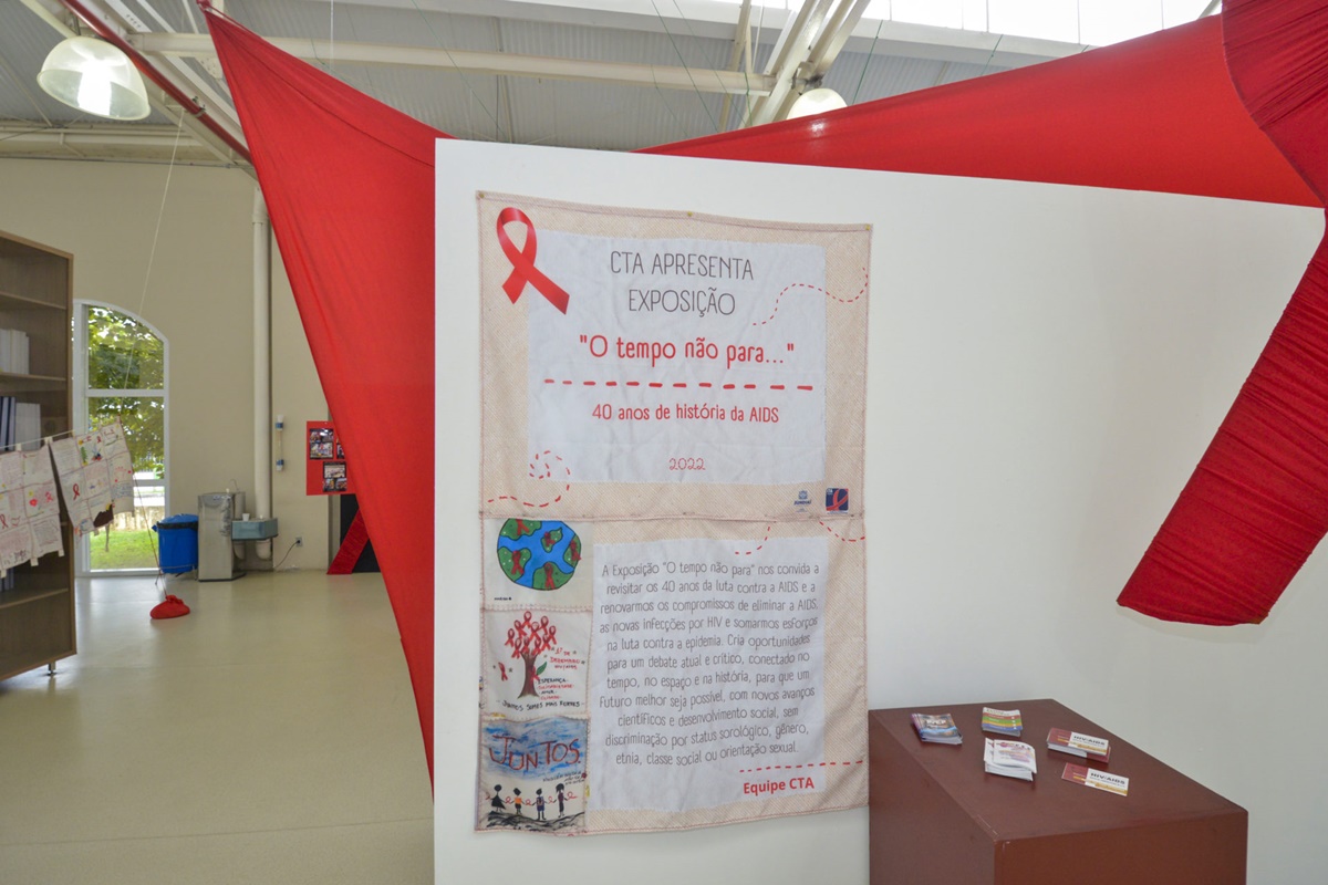 ‘O Tempo Não Para’ Exposição na Biblioteca Nelson Foot ficará até o dia 10 de março!