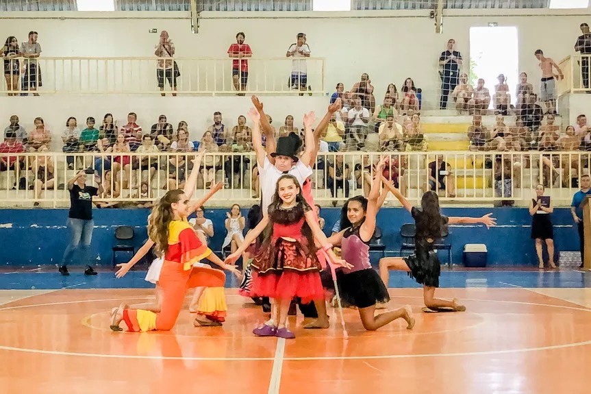 Novas vagas para turmas de dança adaptada e ginástica iniciante