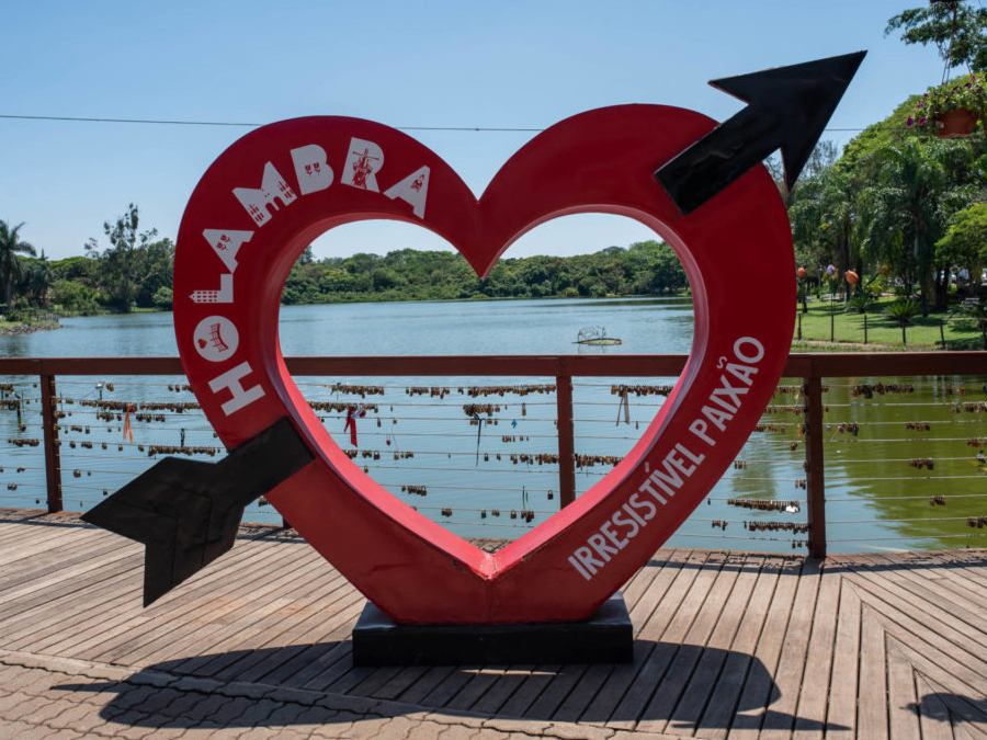 Destino Romântico: Conheça o Deck do Amor em Holambra