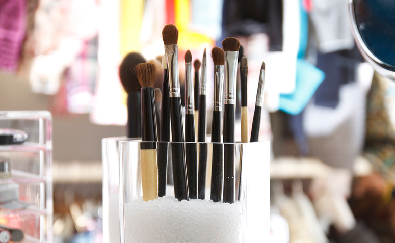 20 idéias geniais para organizar seus acessórios e maquiagens
