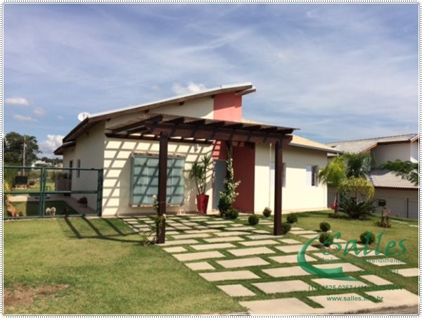 Casa à venda Condomínio Colinas de Inhandjarra Itupeva - SP