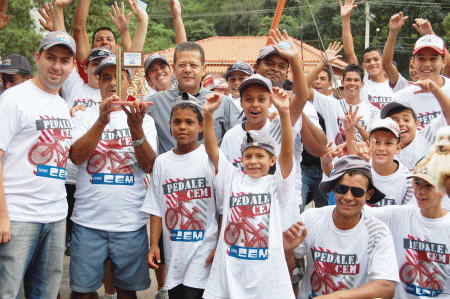 5º Passeio Ciclístico reúne 200 participantes