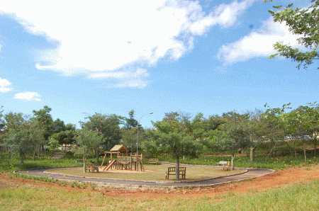 Amadeu Poli é homenageado em inauguração de praça