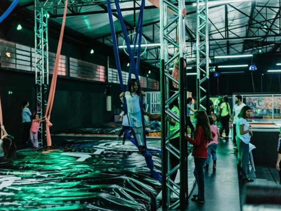 Conheça o Jumpark: O maior e mais completo trampolim park da América Latina.