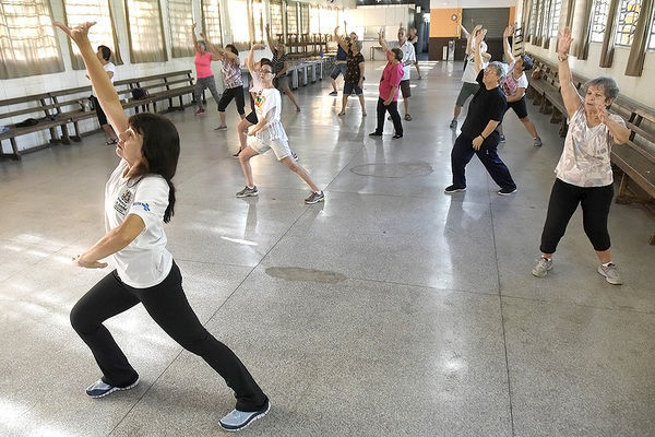Jundiaí oferece ginástica chinesa Lian Gong