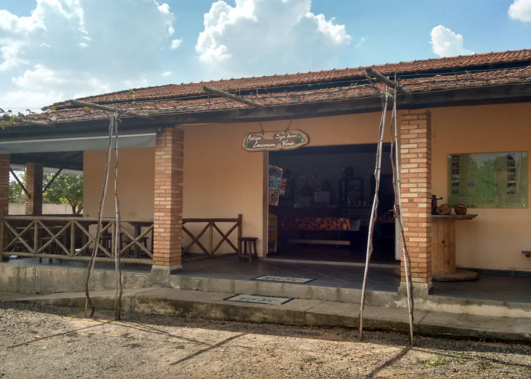 Adegas / Adega Lourençon