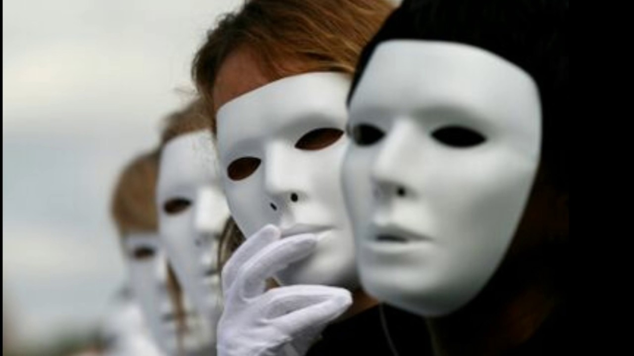 Eu prefiro a mais nua verdade do que a mentira mais bem arrumada