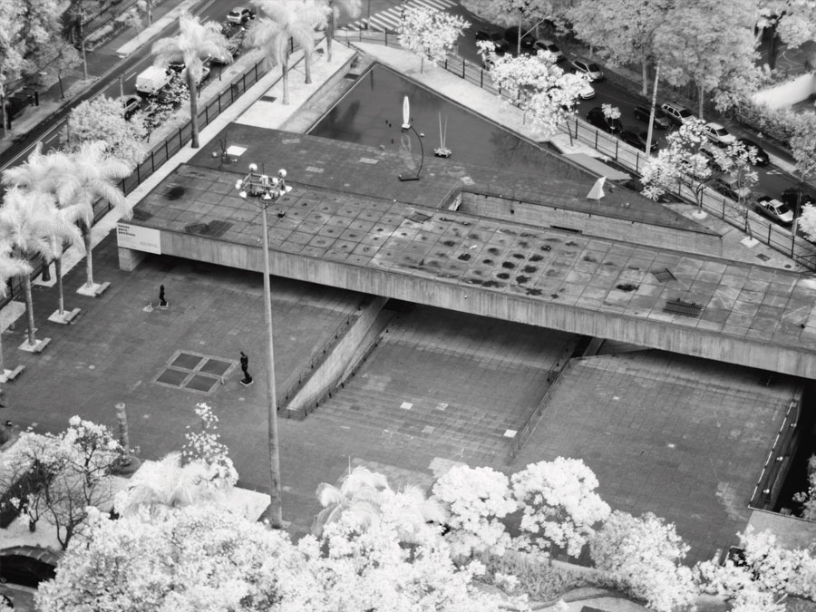 Conheça o MuBE - Museu Brasileiro de Escultura e Ecologia em São Paulo