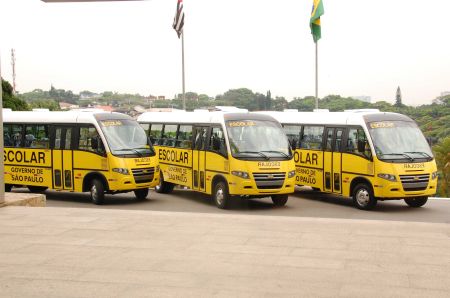 Prefeito participa de entrega de veículos do  Programa Ônibus Escolar - Itupeva