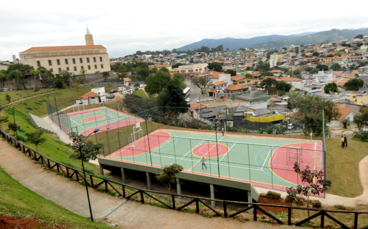 Conheça o Bairro Jardim do Lago