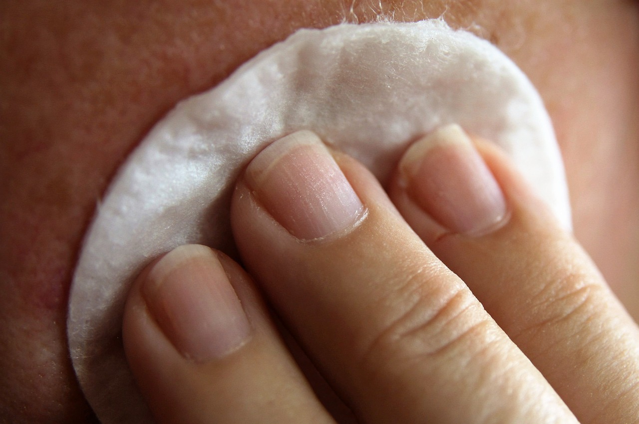 6 receitas caseiras de esfoliantes para o rosto