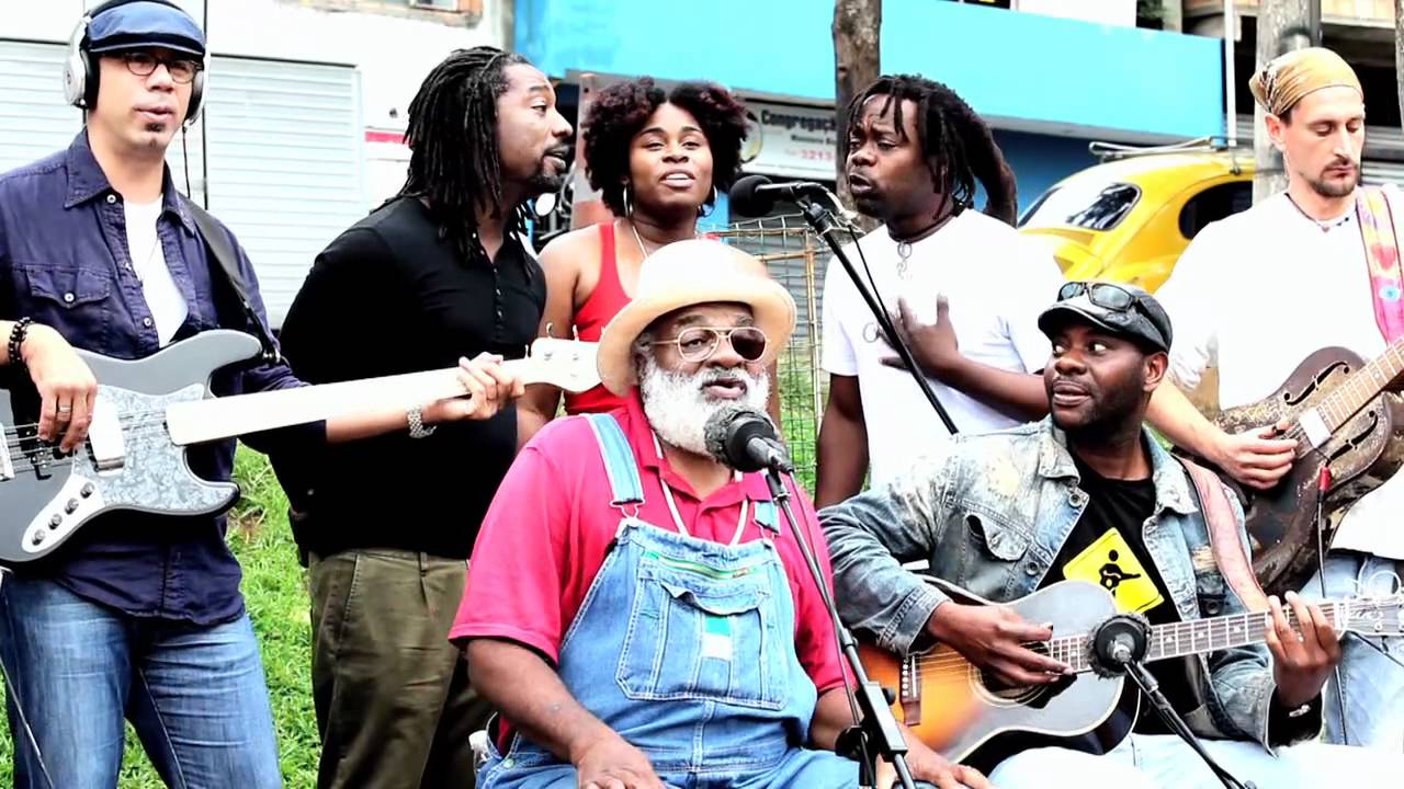 Playing For Change - Músicos de Rua