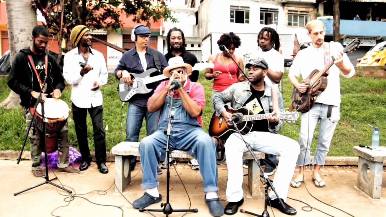 Playing For Change - Músicos de Rua