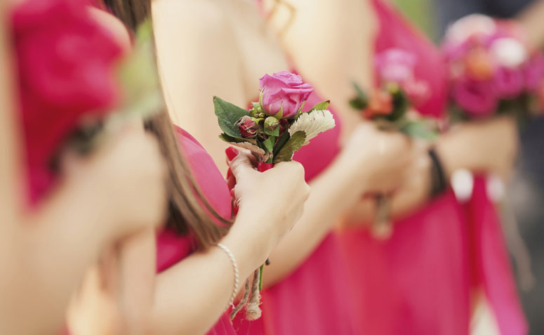 Vestidos para madrinhas: inspirações e onde comprar vestidos pela internet