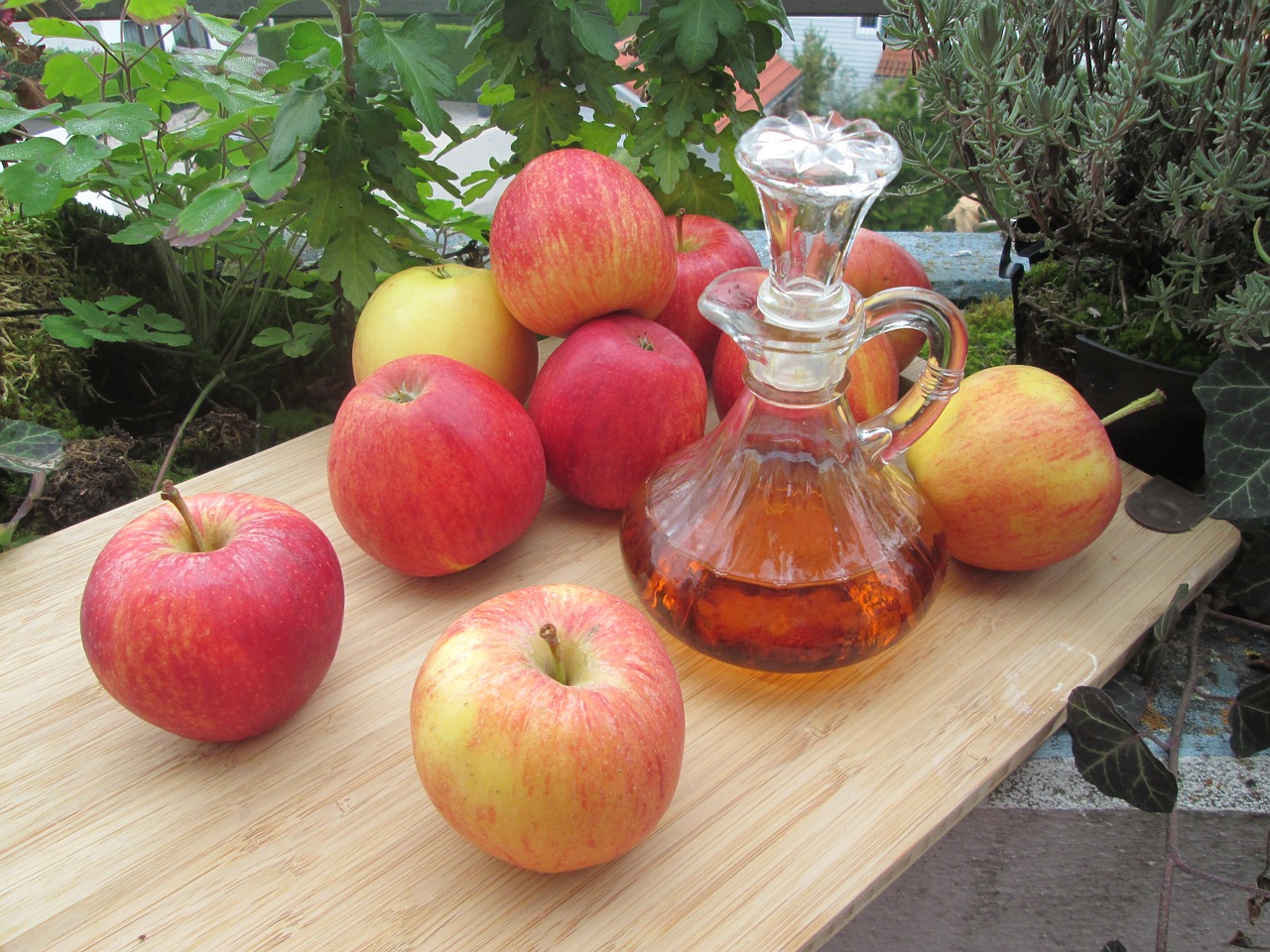 8 benefícios do vinagre de maçã